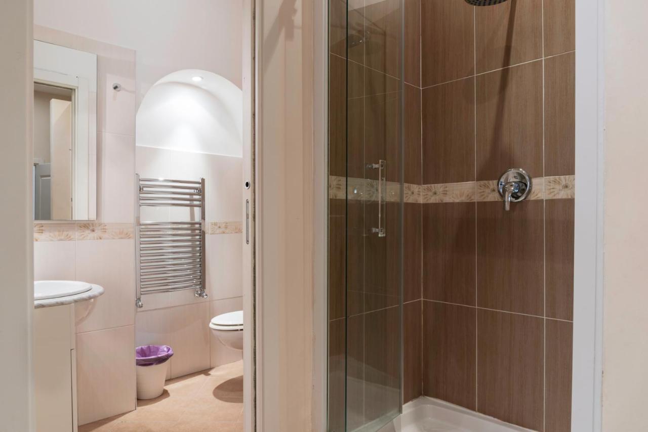 Tiberina Apartments - Rome Trastevere Экстерьер фото
