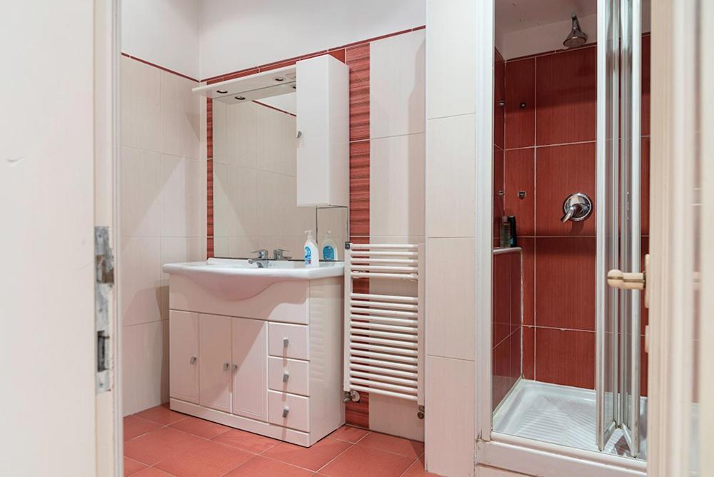 Tiberina Apartments - Rome Trastevere Экстерьер фото