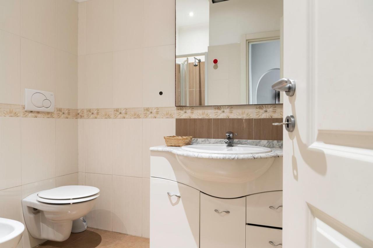 Tiberina Apartments - Rome Trastevere Экстерьер фото